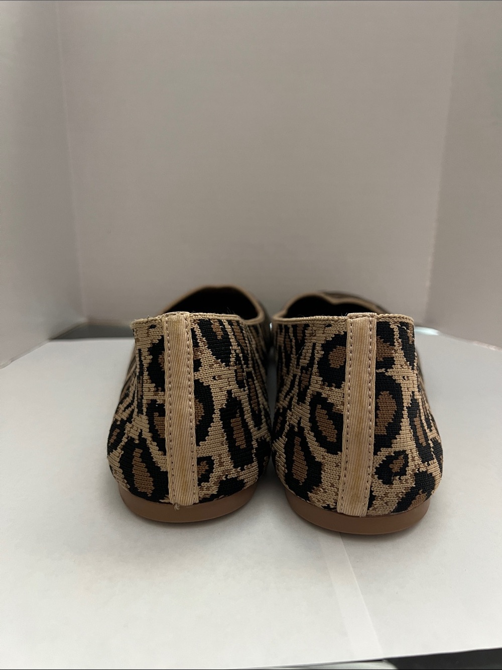 Skechers Animal Print Washable Knit Slip-On Cleo Claw-Some Flat Shoes Size 8 - Picture 3 of 12